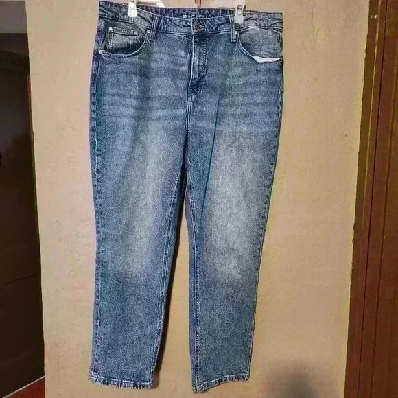 Denim - On 34th straight leg denim jeans size 16W blue